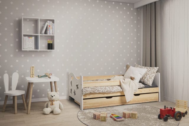 Zvezdica - Otroška posteljica iz masivnega borovega lesa