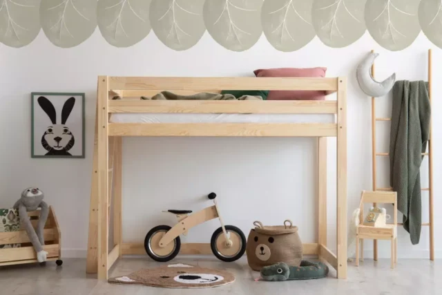 CLPBA - Otroška postelja na podestu